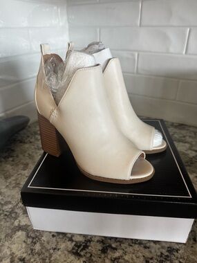 Women's Cream Peep-Toe Block Heel Booties